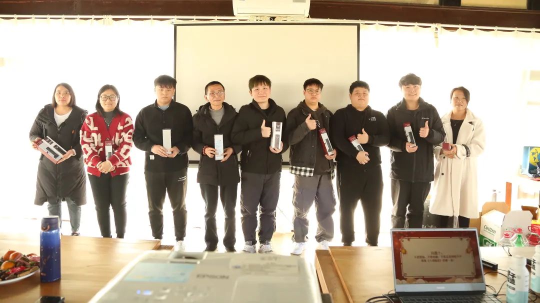 1687927733881588.jpg 1687927733881588.jpg